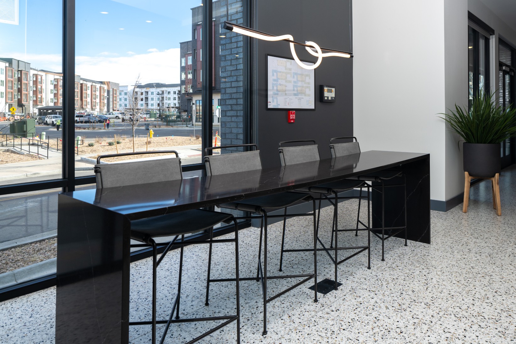 Co-working area at Legacy Metro 525