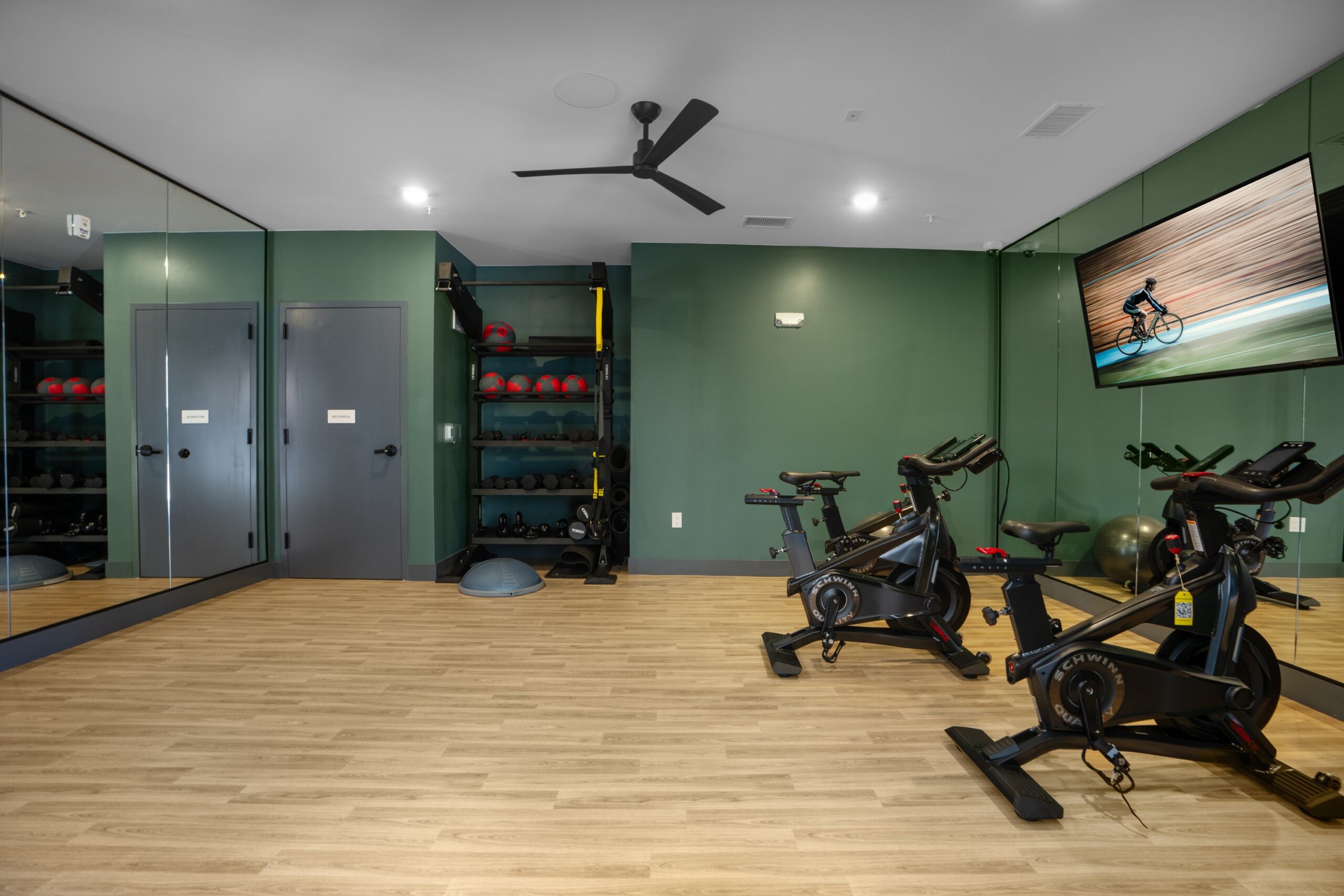 Spin and TRX studio at Legacy Metro 525